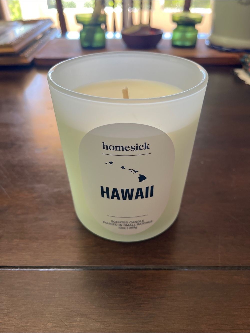 Homesick Hawaii Scented Candle — Navy Jar - Picture 3 of 3